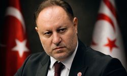 Rahmetle anıyor; aziz hatırası önünde saygıyla eğiliyorum