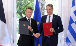 Yunanistan ve Fransa savunma iş birliği anlaşmasını süresiz yeniledi