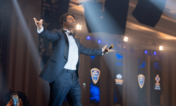 Mahsun Kırmızıgül’den Merit Diamond’da Unutulmaz Gece