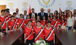 Çavuşoğlu cimnastik sporcularını kabul etti