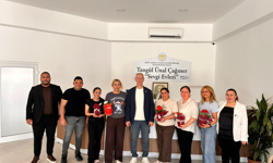 Hasipoğlu'ndan Anneler Günü’nü ziyareti