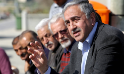 Akıncı’dan “yasaklılar” tepkisi: “Toplumdan özür dilenmeli”