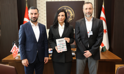 Özdenefe: Yolsuzlukla mücadele öncelik olmalı