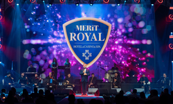 Bülent Serttaş Merit Royal Diamond’da sahne aldı