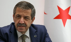 Ertuğruloğlu: GKRY-Fransa SOFA Anlaşması KKTC Açısından Yok Hükmündedir