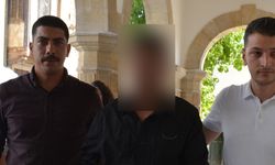Lefkoşa’da kardeşini şişeyle yaraladığı iddia edilen M.Y. tutuklandı