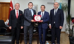 Ertuğruloğlu, 20 Temmuz kapsamında üç heyeti kabul etti