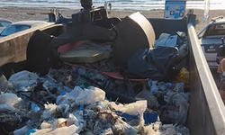 Akdeniz Özel Çevre Koruma Bölgesi'nde 500 metrede 1 tondan fazla plastik atık toplandı