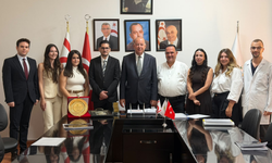 Dinçyürek: Genç hekimlerin haklı mücadelesinin yanındayız