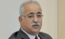 İzcan, tarafları yapıcı ve olumlu davranmaya çağırdı