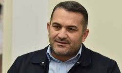Yalnız bırakıldığını iddia ederek istifasını açıkladı