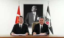 Beşiktaş Dusan Vlahovic transferini resmen açıkladı: 3 yıllık imza