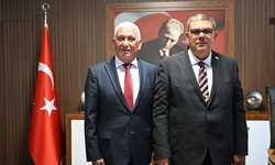 Berova, Güzelyurt Belediye Başkanı Özçınar'ı ziyaret etti