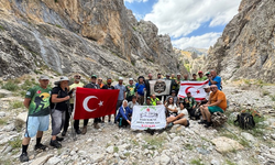 Muflons Yürüyüş Grubu Kayseri'de dört farklı parkurda doğayla buluştu