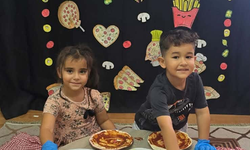 Minik şefler Bal Adası'nda mutfağa girdi: Kendi pizzalarını yaptılar
