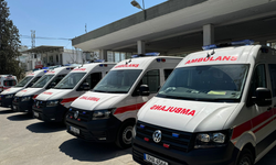 Evine girmek için çatıdan balkona inmeye çalışan kişi 9 metreden düştü