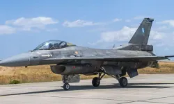 Larnaka üzerinde Yunan F-16’ları alçak uçuş yaptı