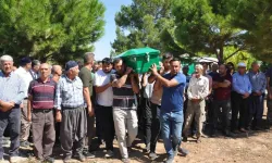 Filo Jet faciasında Şerif Özdemir eşinin yanına defnedildi
