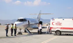 Filo Jet’ten kurtarılan 8 aylık hamile kadın Türkiye’ye sevk edildi