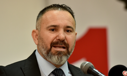 Bengihan sendika görevlerinden ayrıldı: “Yeni yolculuğum Meclis çatısı altında”