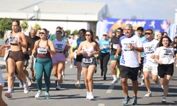 İskele Yarı Maratonu ilk kez koşuldu: Spor ve dayanışma aynı parkurda buluştu