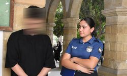 Ercan Havalimanı'nda yasaklı maddeyle yakalanan zanlıya 15 gün tutukluluk