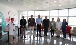 Polis mensuplarından Çocuk Onkoloji Servisi’ne ekipman desteği