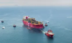 Türkiye'nin ilk yüzer üretim platformu Osman Gazi Karadeniz'e uğurlandı
