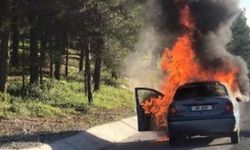 Girne – Lefkoşa Anayolu Üzerinde, Seyir Halindeki Bir Araç Alev Alev Yandı