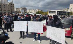 Spor Salonu Sahipleri ve Sporcular, Yaşadıkları Sıkıntıları Dile Getirme Amacıyla Sağlık Bakanlığı Önünde Eylem Yaptı