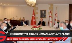 Cumhurbaşkanı Ersin Tatar, ekonomist ve finans uzmanlarıyla Cumhurbaşkanlığı’nda toplantı yaptı.