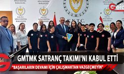 Milli Eğitim Bakanı Nazım Çavuşoğlu, Gazimağusa Türk Maarif Koleji Satranç Takımı'nı kabul etti