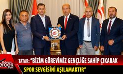Tatar, Türkiye Badminton Federasyonu başkanı ve heyetini kabul etti