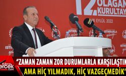 Demokrat Parti Genel Başkanı ve Başkan Adayı Fikri Ataoğlu, partisinin 12. Olağan Kurultayında konuştu