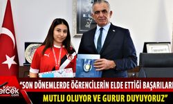 Bakan Çavuşoğlu, Büşra Bilgen’i kutladı