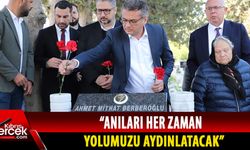 CTP Kurucu Genel Başkanı Berberoğlu, 21’inci ölüm yıldönümünde mezarı başında anıldı