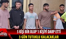 Halı sahada kavga ettiler