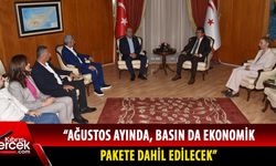 Başbakan Ünal Üstel Kıbrıs Türk Gazeteciler Cemiyeti'ni kabul etti