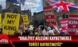 İngiltere Kralı 3. Charles, İskoçya'ya yaptığı ilk ziyarette monarşi karşıtlarının protestolarıyla karşılandı