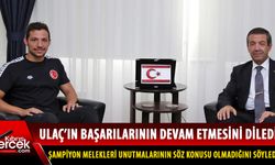 Dışişleri Bakanı Ertuğruloğlu, milli yüzücü Doğukan Ulaç’ı kutladı