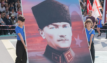 Yakın Doğu’da 23 Nisan coşkusu: Üç kampüste kutlama
