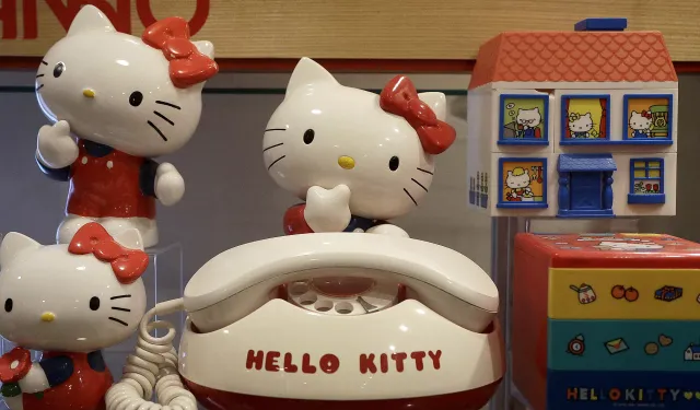 Popüler kültür karakteri Hello Kitty'nin 'kedi olmadığı' duyuruldu