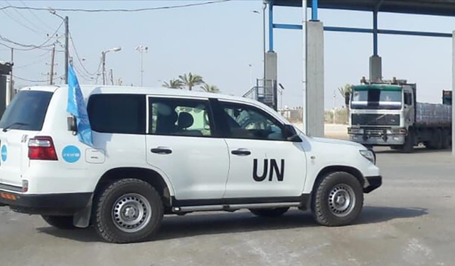 Gazze'de UNICEF araçlarına ateş açıldı