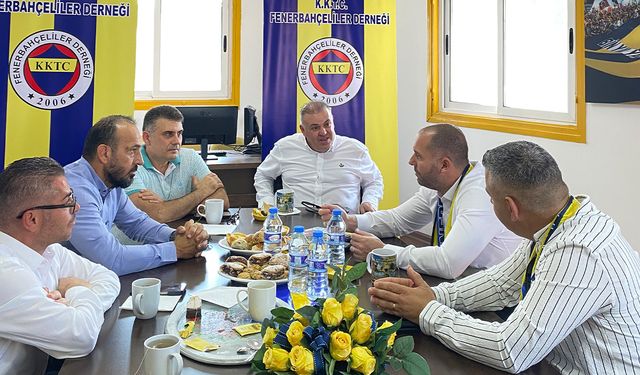 Fenerbahçe Yönetim Kurulu Üyesi Rıfat Perahya, KKTC Fenerbahçeliler Derneği'ni ziyaret etti