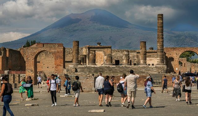 Pompeii aşırı turizmle mücadele için ziyaretçi sayısını sınırlıyor