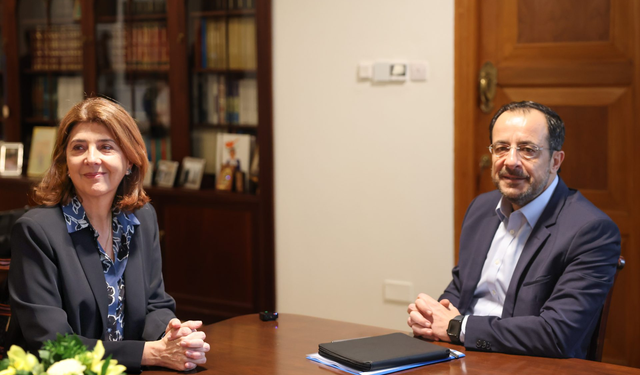 Rum basını Holguin’i hedef aldı: “Türklerin Truva atı”