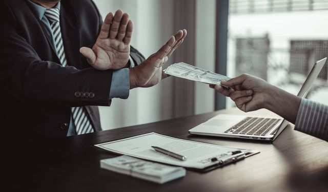 Güney Kıbrıs Yolsuzluk Algı Endeksi’nde 49’uncu Sıraya Geriledi