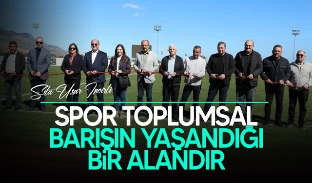 Değirmenlik Akıncılar Belediyesi Sadık Cemil Stadyumu çim sahası açıldı