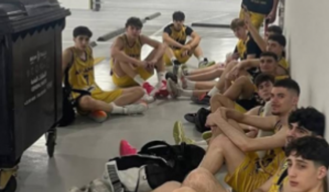 Abu Dabi’de Maç Savaş Nedeniyle Yarıda Kaldı!