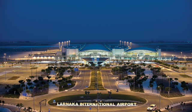 Güney Kıbrıs’ta 17 Uçuş İptal Edildi